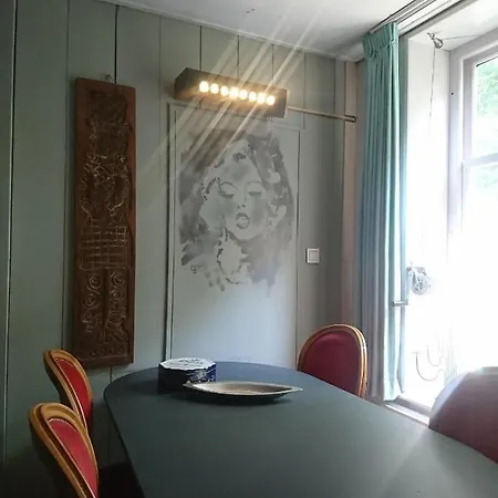 Ingeborgh Art Apartment *