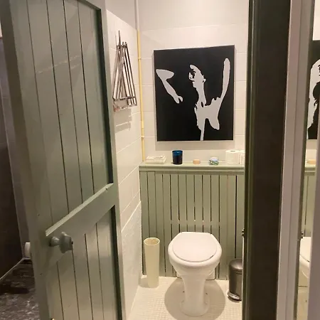 Ingeborgh Art Apartment Grootschermer